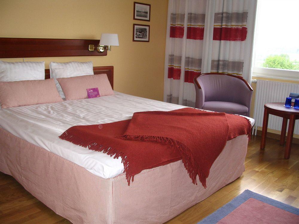 Quality Hotel Vaenersborg Екстериор снимка