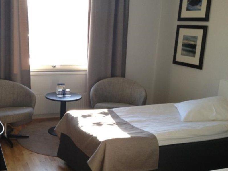 Quality Hotel Vaenersborg Екстериор снимка
