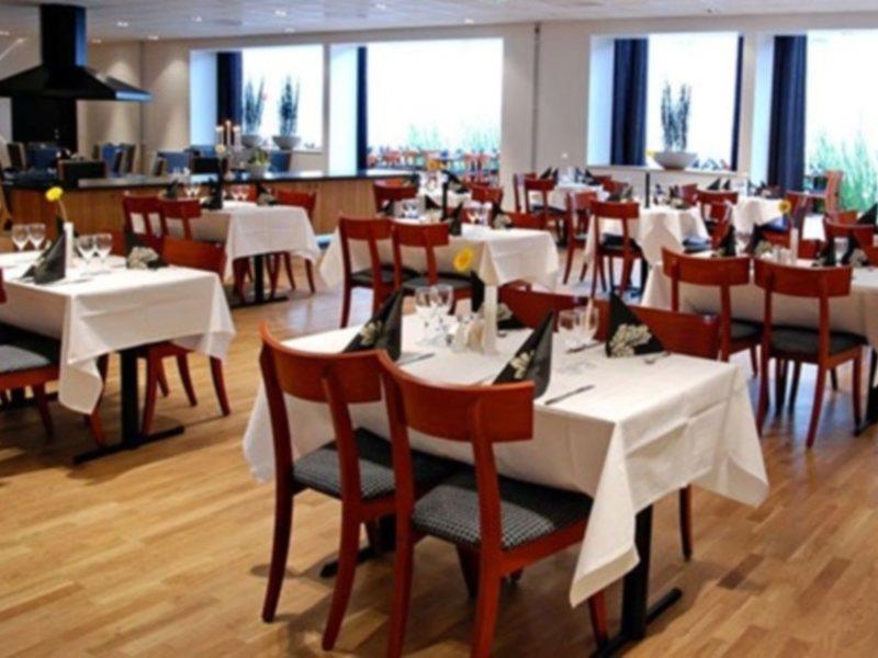 Quality Hotel Vaenersborg Екстериор снимка